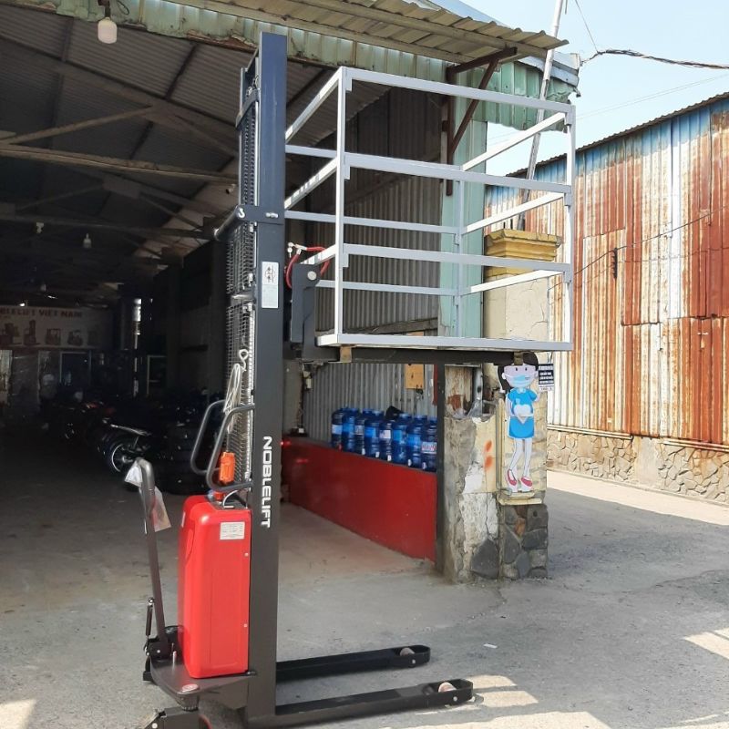 Xe nâng bán tự động 1.5 tấn Noblelift