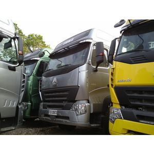 Bán xe đầu kéo HOWO A7 420 Ps, Lốp 11.00R20, 12.00R20, cầu láp mỡ, cầu dầu visai