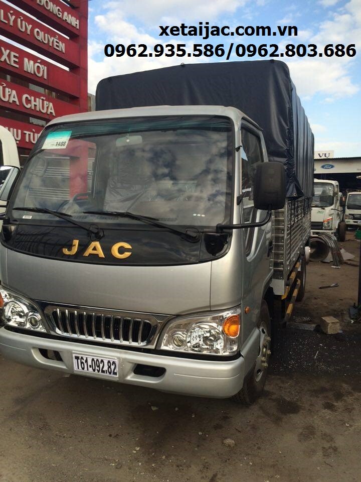 BÁN XE TẢI JAC 2,45 TẤN