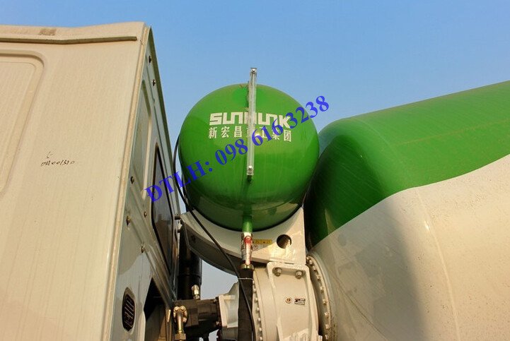 Bán xe trộn bê tông 4 chân HOWO 12 14 16 18 khối, động cơ 380 Ps giá tốt nhất tại Hà Nội