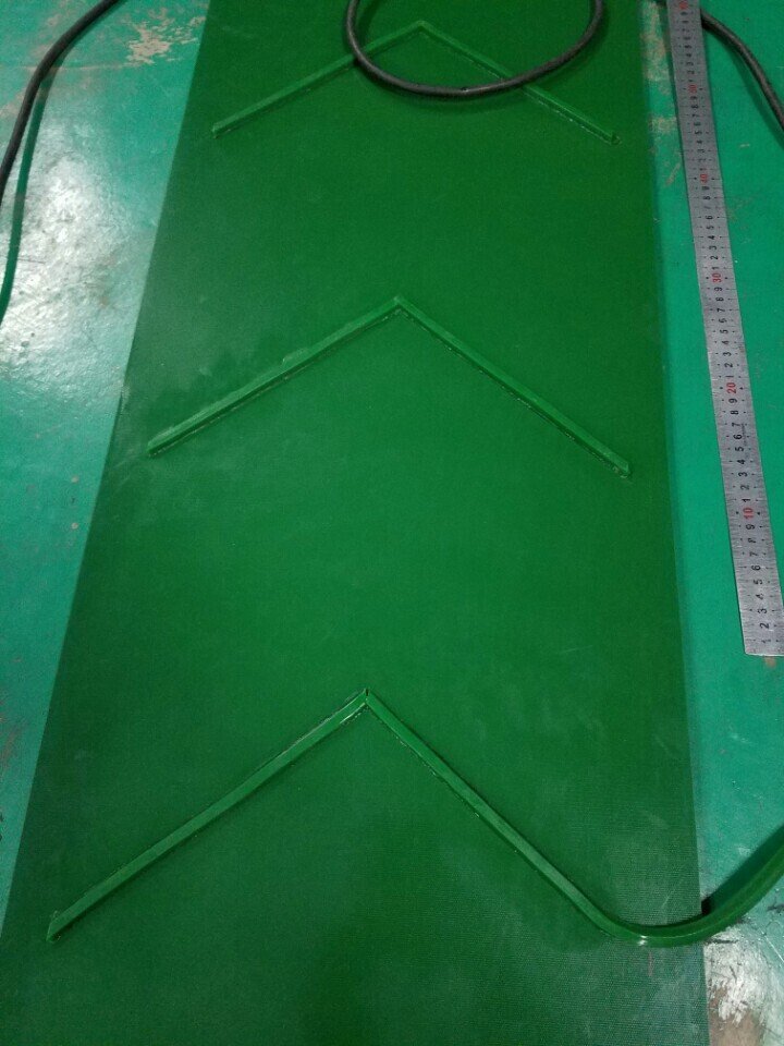 băng tải pvc xanh dán gân V