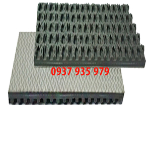 Băng tải PVC xám gai 5mm - 2bố (nhám thùng)