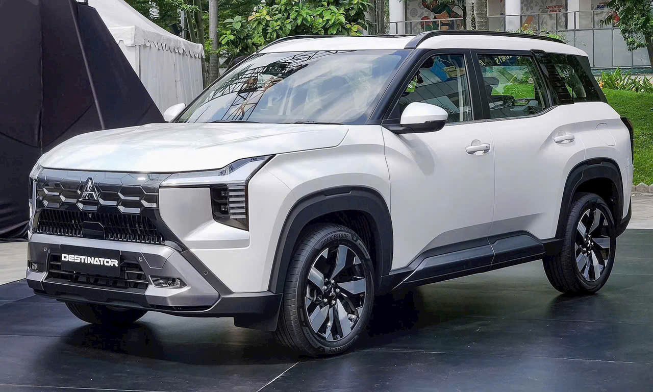 BẢNG THÔNG SỐ KỸ THUẬT MITSUBISHI DESTINATOR 2025 DỰ KIẾN TẠI VIỆT NAM