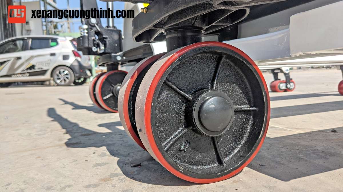 Bánh lái PU xe nâng tay 2.5 Tấn