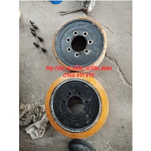 BÁNH LÁI XE NÂNG ĐIỆN JUNGHEINRICH PU 343X114-90MM, 7 LỖ ỐC