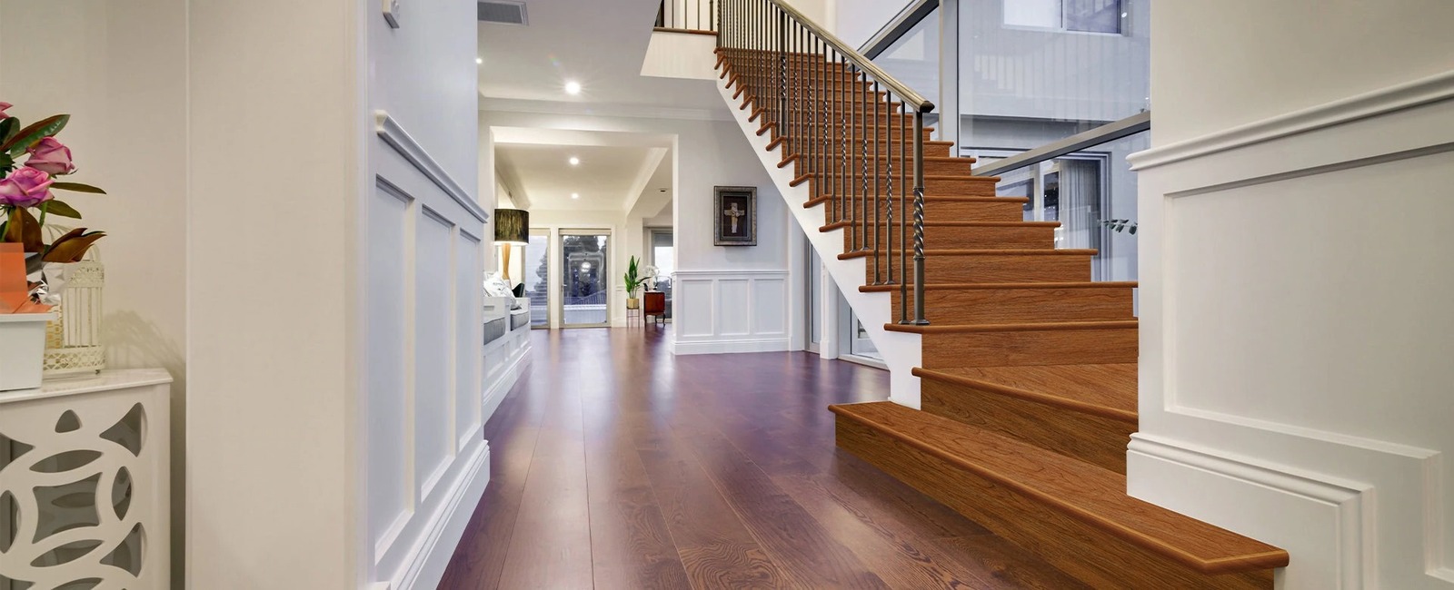 Bậc cầu thang nhựa giả gỗ COSM-STAIR-HM