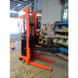 Xe nâng bán tự động NIULI