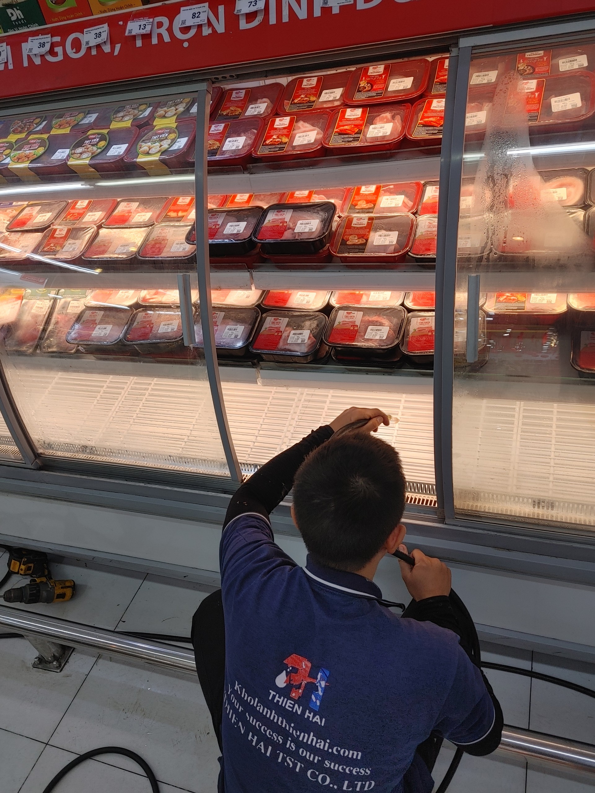 BẢO TRÌ, VỆ SINH HỆ THỐNG LẠNH TẠI WINMART LÊ THÁNH TÔN, NHA TRANG
