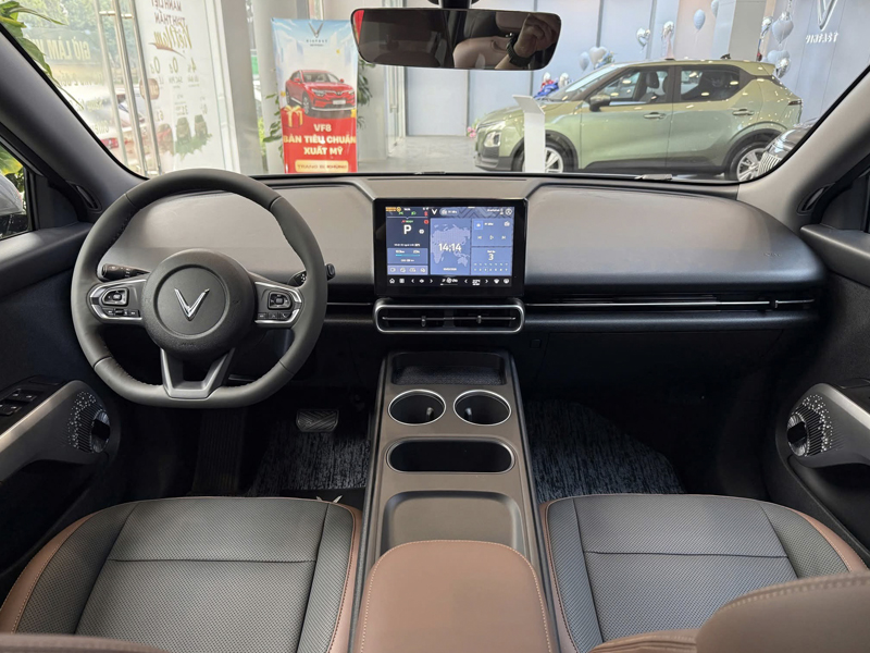 VinFast MPV 7 (Xe Gia Đình)