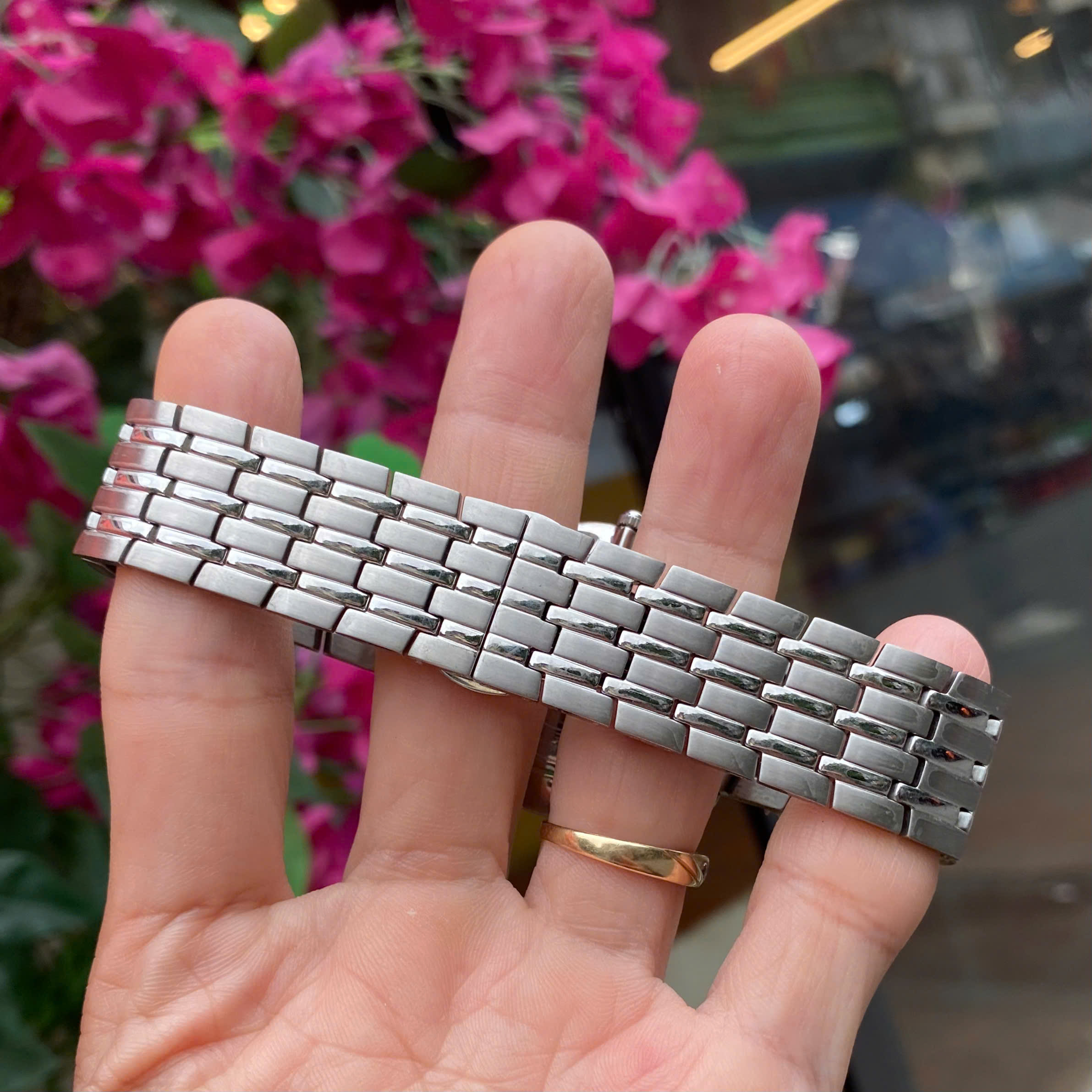 Bestdon BD9963G - Hoàn Hảo để hoàn thiện diện mạo của mình.