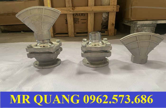Béc phun mỏ vịt xe phun nước rửa đường, tưới cây