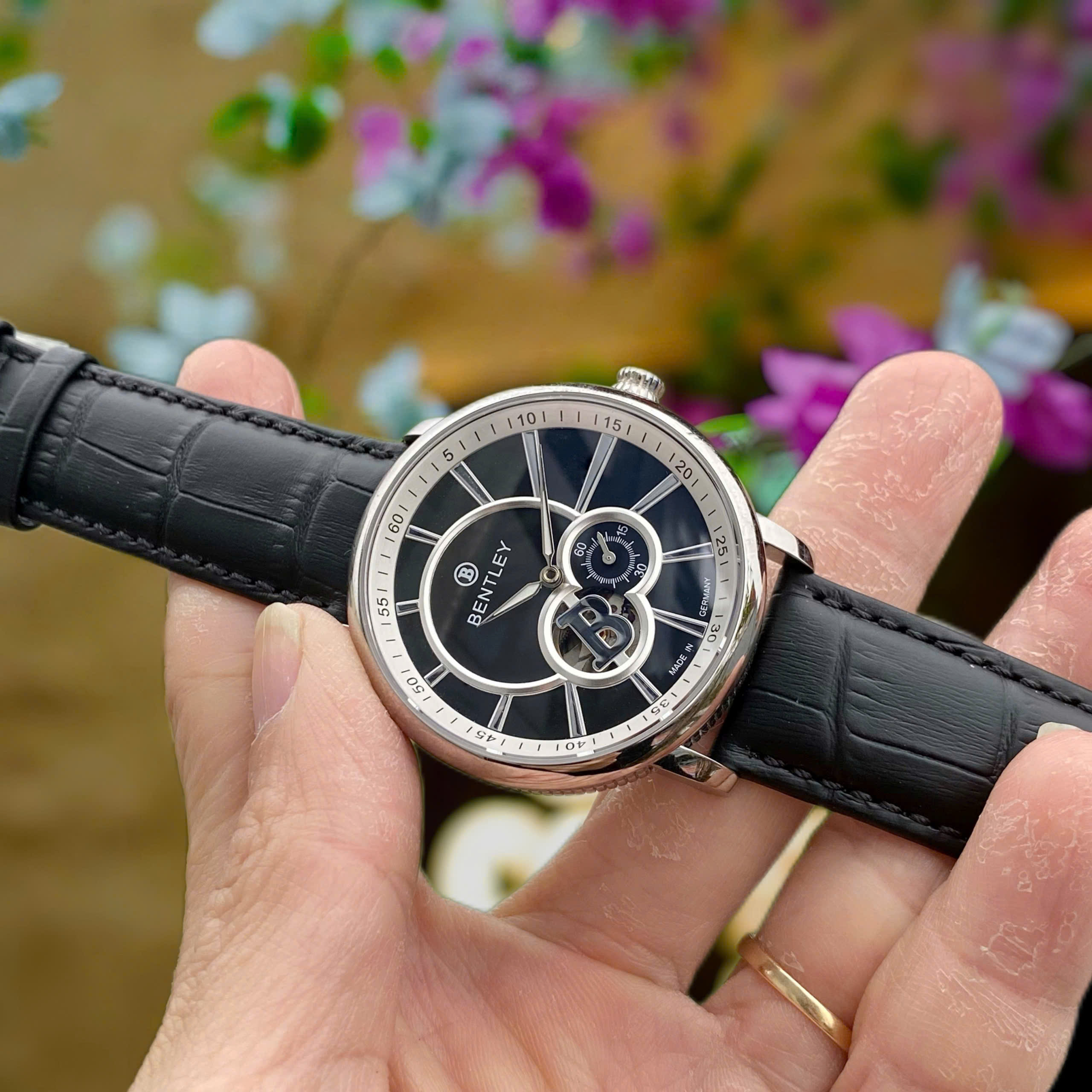 Đồng hồ nam Bentley BL1690-15110 Automatic - Sự lựa chọn đẳng cấp cho quý ông hiện đại