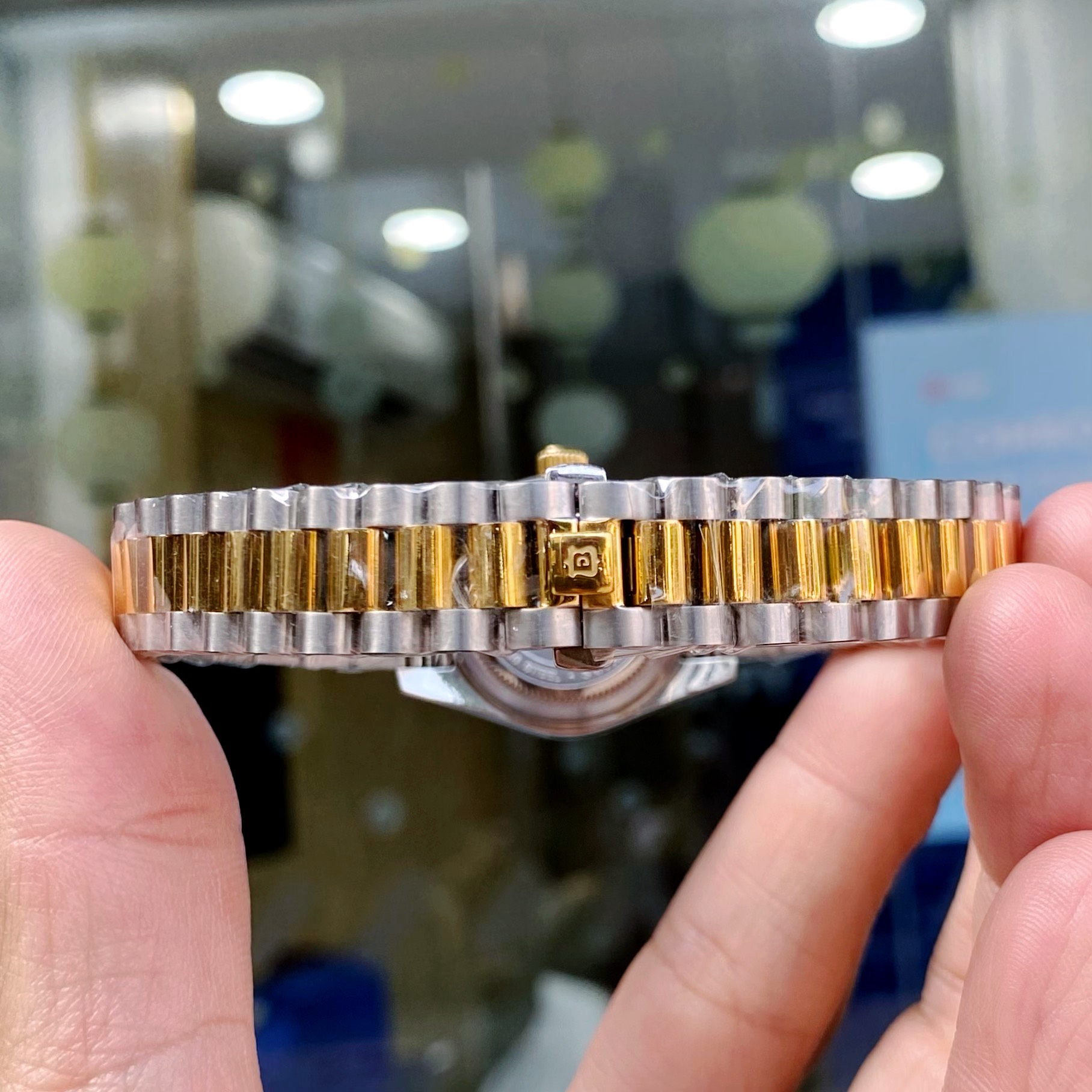 ĐỒNG HỒ CƠ NỮ BESTDON BD7727L