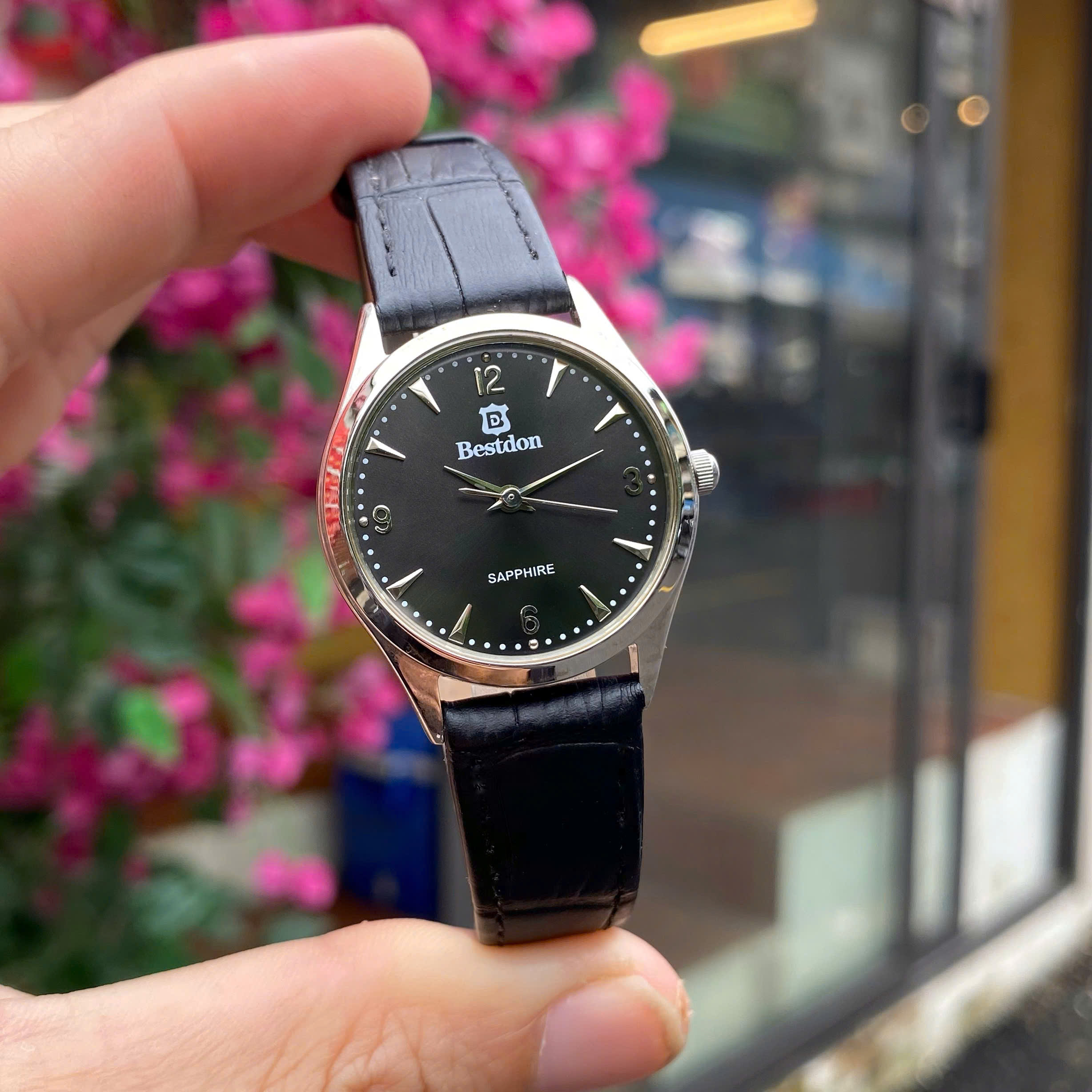 Bestdon BD98107L - Vẻ Đẹp Sang Trọng, Tôn Vinh Phong Thái Nhà Giáo