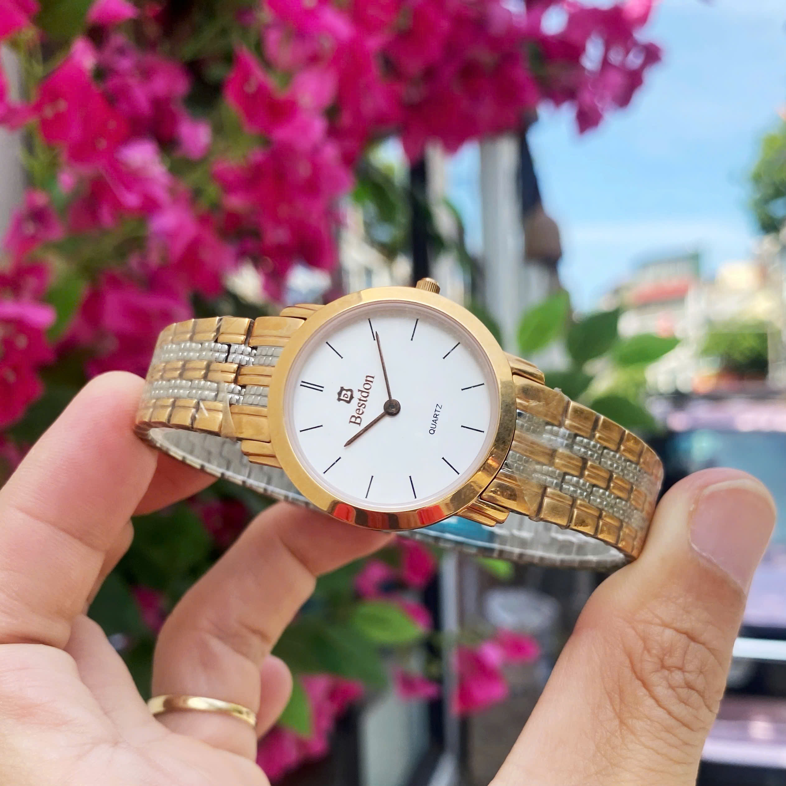 Đồng hồ Bestdon BD9924L: Vẻ đẹp thanh lịch, mỏng nhẹ, khẳng định phong cách phái đẹp