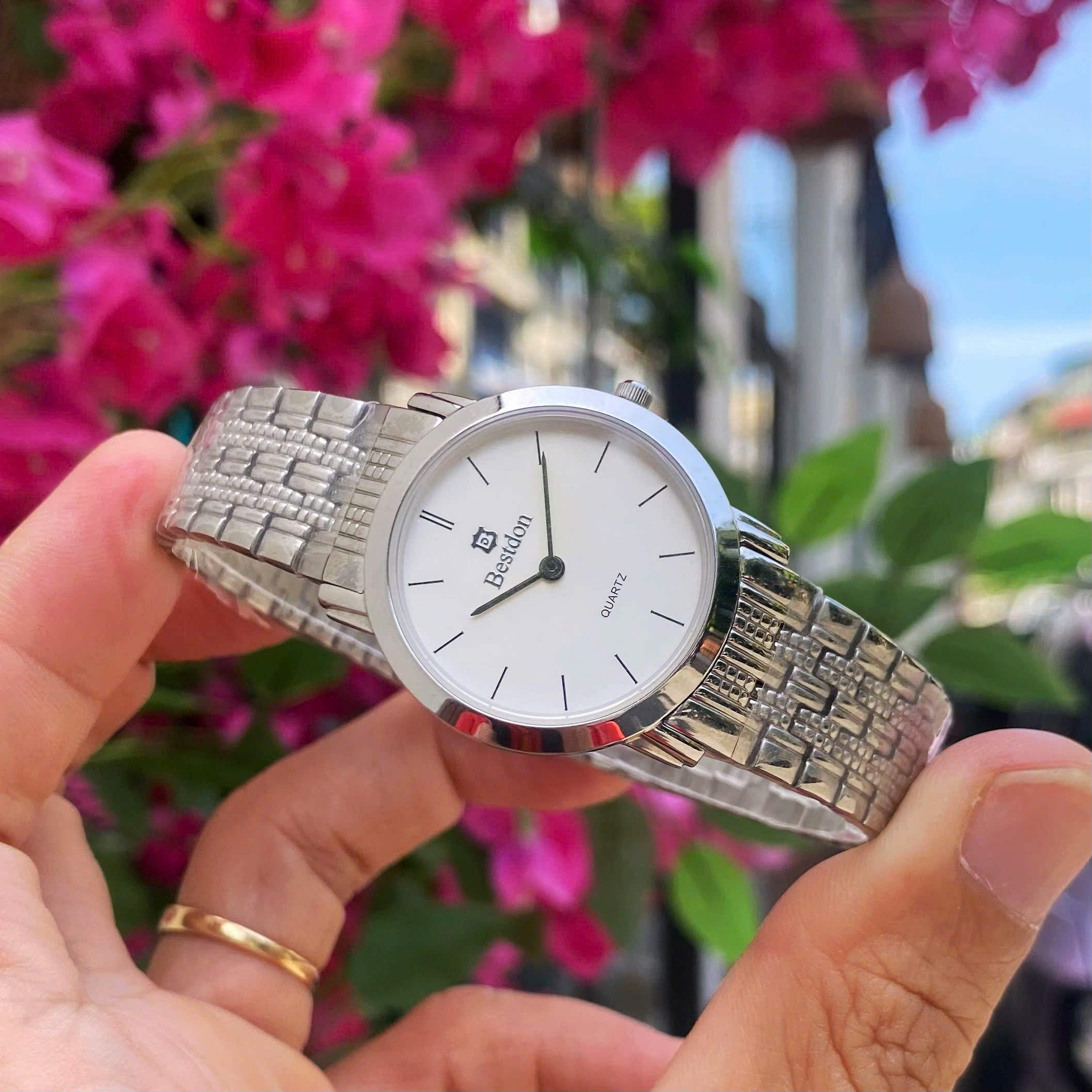 Đồng Hồ Nữ Bestdon BD9924L – Phụ kiện không thể thiếu của phái đẹp