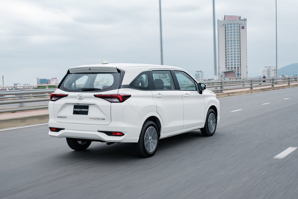 Toyota Avanza Premio CVT
