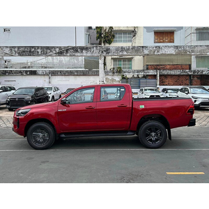 Toyota Hilux 2.4L 4x4 MT