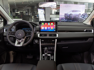 New Mitsubishi Xpander AT