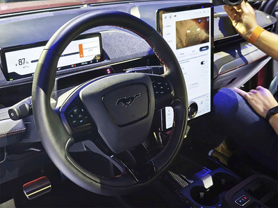 Ford Mustang Mach-E Premium AWD