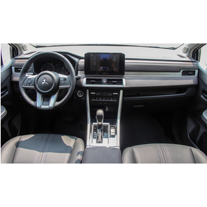 New Mitsubishi Xpander MT