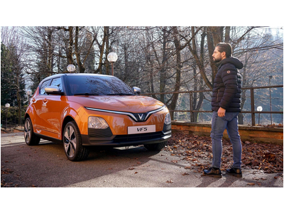 Biến hóa sắc màu với VF 5 Plus