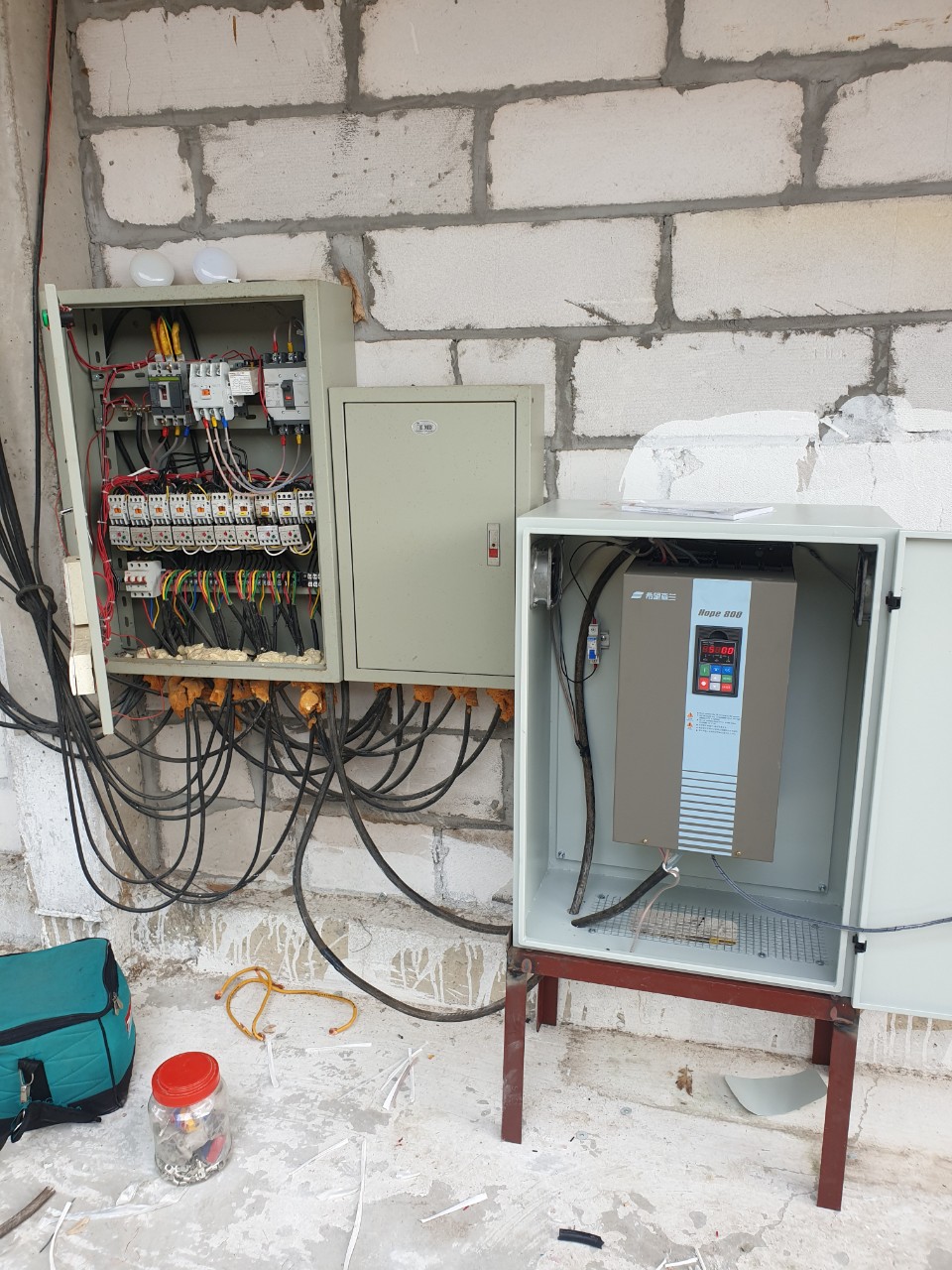 LẮP ĐẶT BỘ ĐIỀU TỐC - BIẾN TẦN QUẠT GIÓ TRANG TRẠI CHĂN NUÔI
