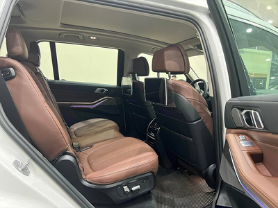 BMW X7 xDrive40i Pure Excellence LCI