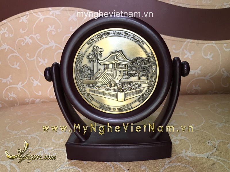 Biểu trưng quà tặng để bàn có thể xoay được chùa 1 cột