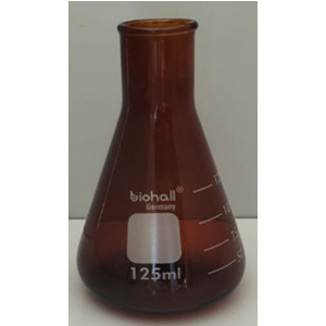 Bình tam giác nâu