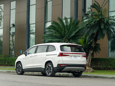 Hyundai Custin 1.5L Cao Cấp