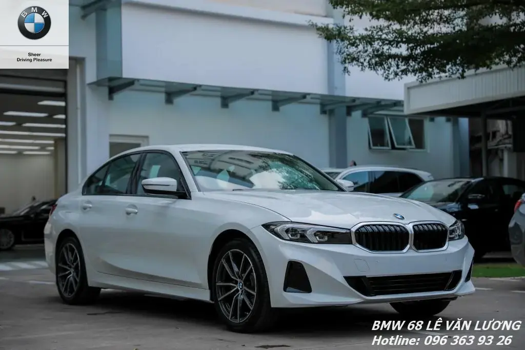 BMW 320i