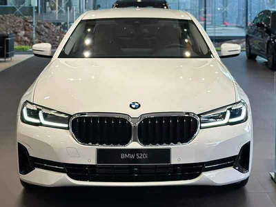 BMW 520i