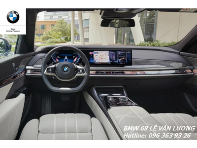 BMW 735i Pure Excellence