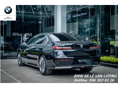 BMW 740i Pure Excellence