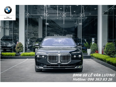 BMW 740i Pure Excellence