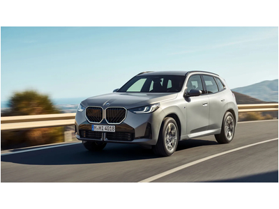 BMW X3 thế hệ mới được đón nhận mạnh mẽ tại thị trường Việt Nam, giá từ 2,299 tỷ đồng.