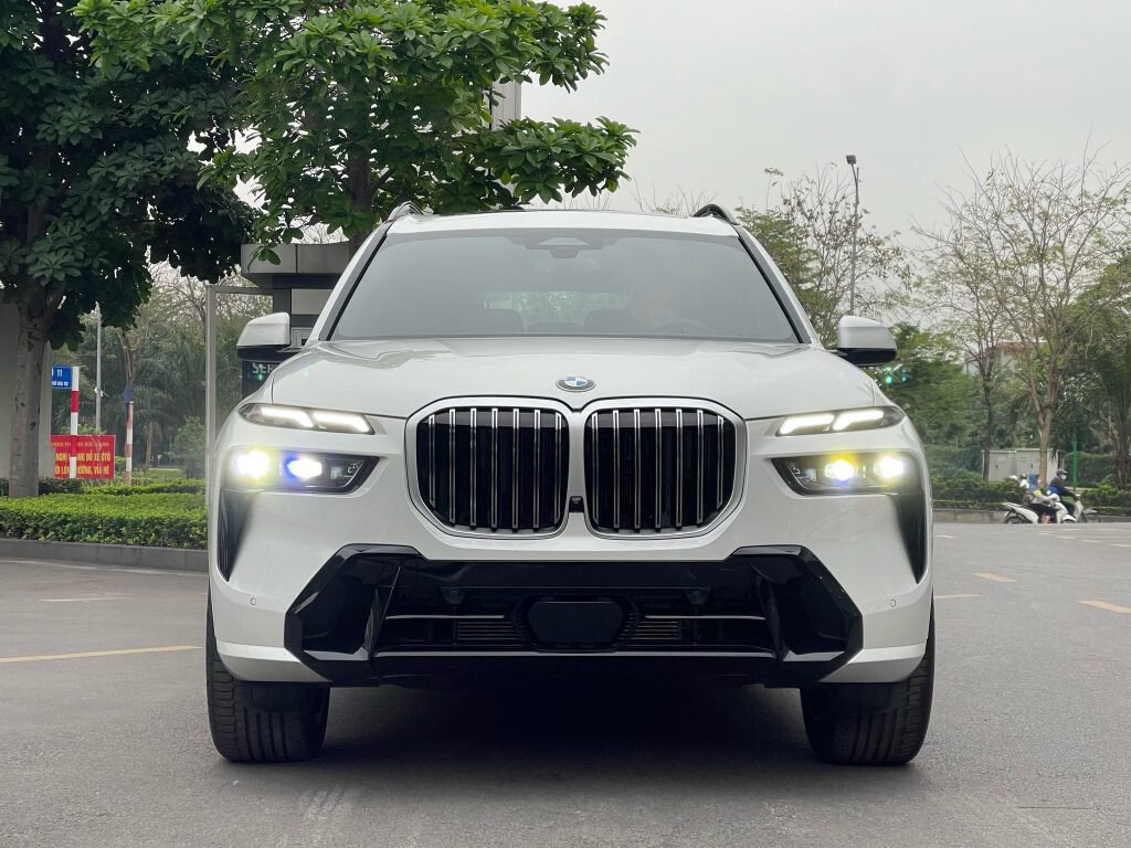 BMW X7 xDrive40i M-Sport 2023
