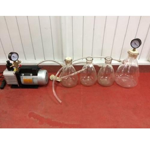 máy bơm hút chân không dùng trong phòng thí nghiệm