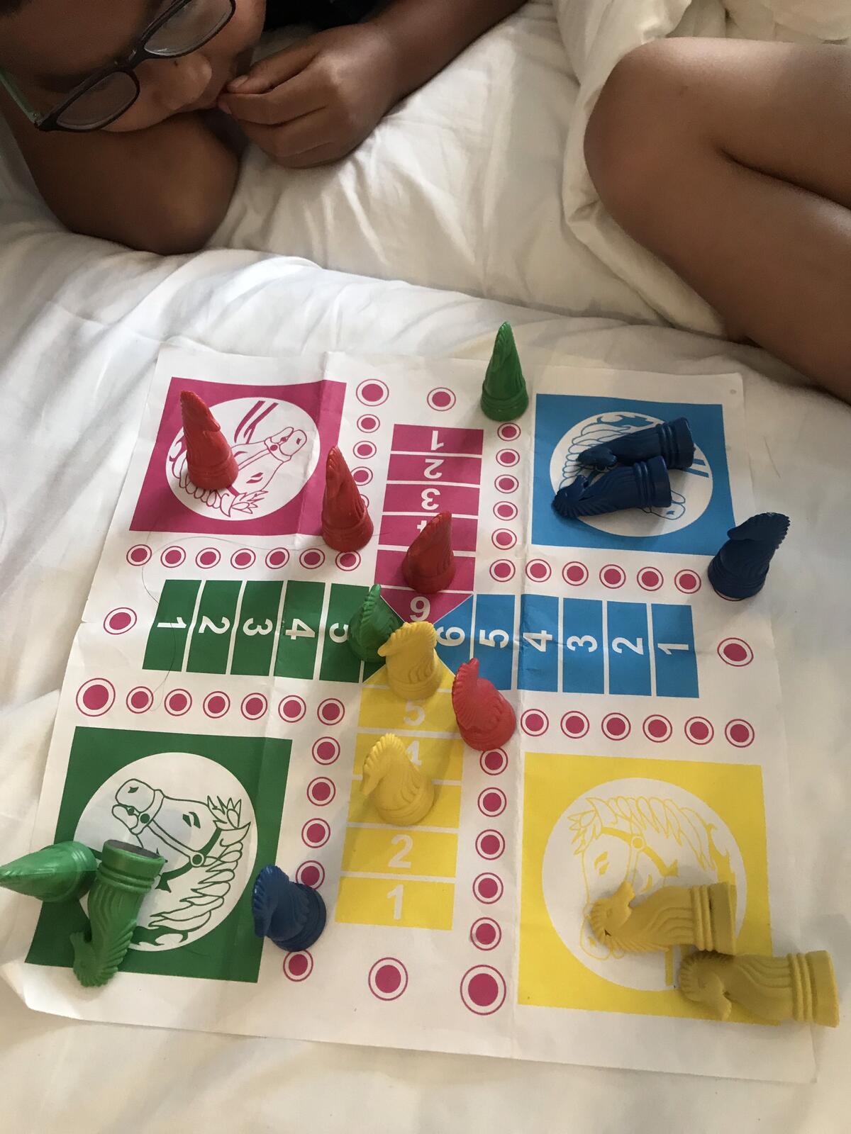 Bộ cờ cá ngựa giấy