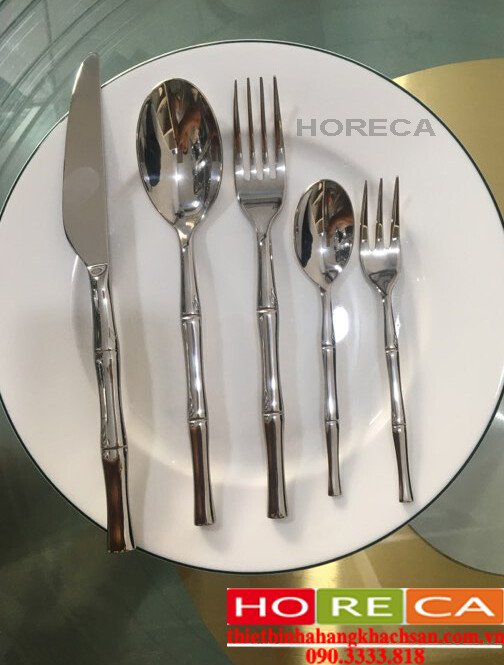 BỘ DAO MUỖNG NĨA THÂN TRÚC 5 MÓN