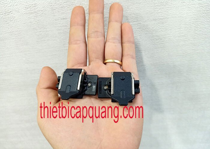 Bộ kẹp sợi máy hàn quang Fujikura 60S