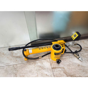Bộ kích nhổ thép, nhổ bulong hiện trường 30 tấn