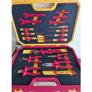 Bộ dụng cụ cách điện 1000V 18PCS FINEWORK 99LB004