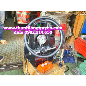 BƠM ĐIỆN THỦY LỰC CÔNG TẮC BẤM TAY QQ-700 1.2KW