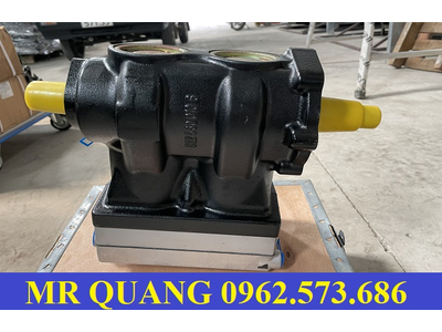 Bơm hơi xe Howo 371