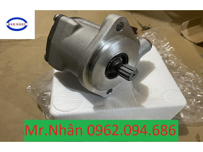 BƠM LÁI XE ĐẦU KÉO MỸ. HÀNG NHẬP KHẨU