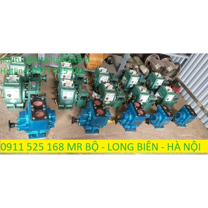 Bơm nước xe tưới cây rửa đường