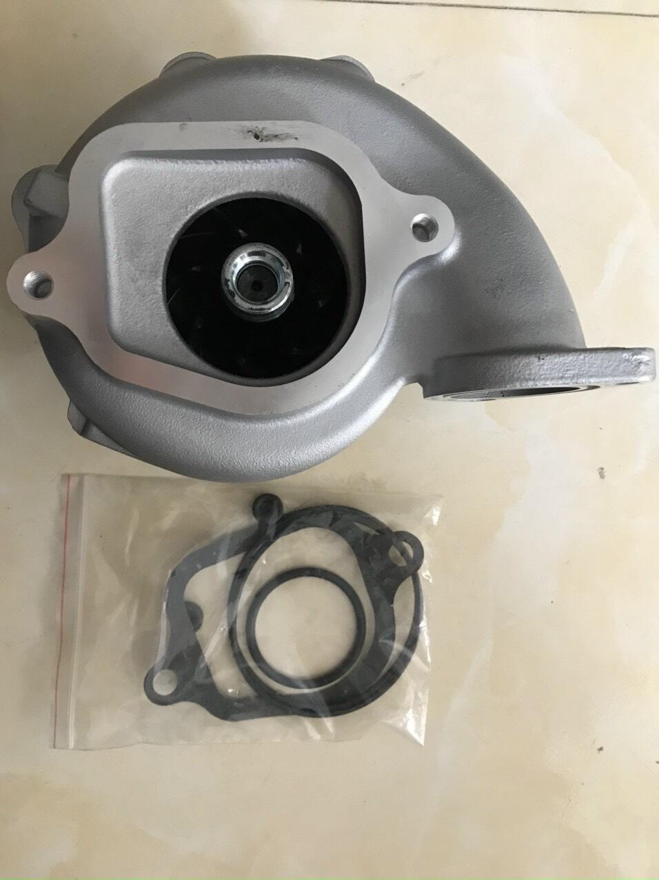 Bơm nước xe đầu kéo isuzu 6wf1