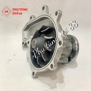 BƠM NƯỚC LÀM MÁT XE TẢI ISUZU 5 TẤN 4HK1 - NQR 75 - 5876100890